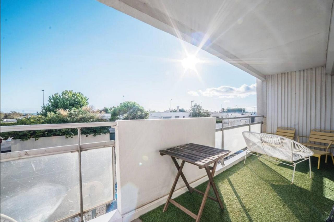 LE CALDERINI APPART - Face PLAGE WIFI et PARK Gratuit CALME - Résid Le Surcouf - CoHôteConciergerie La Grande Motte Esterno foto