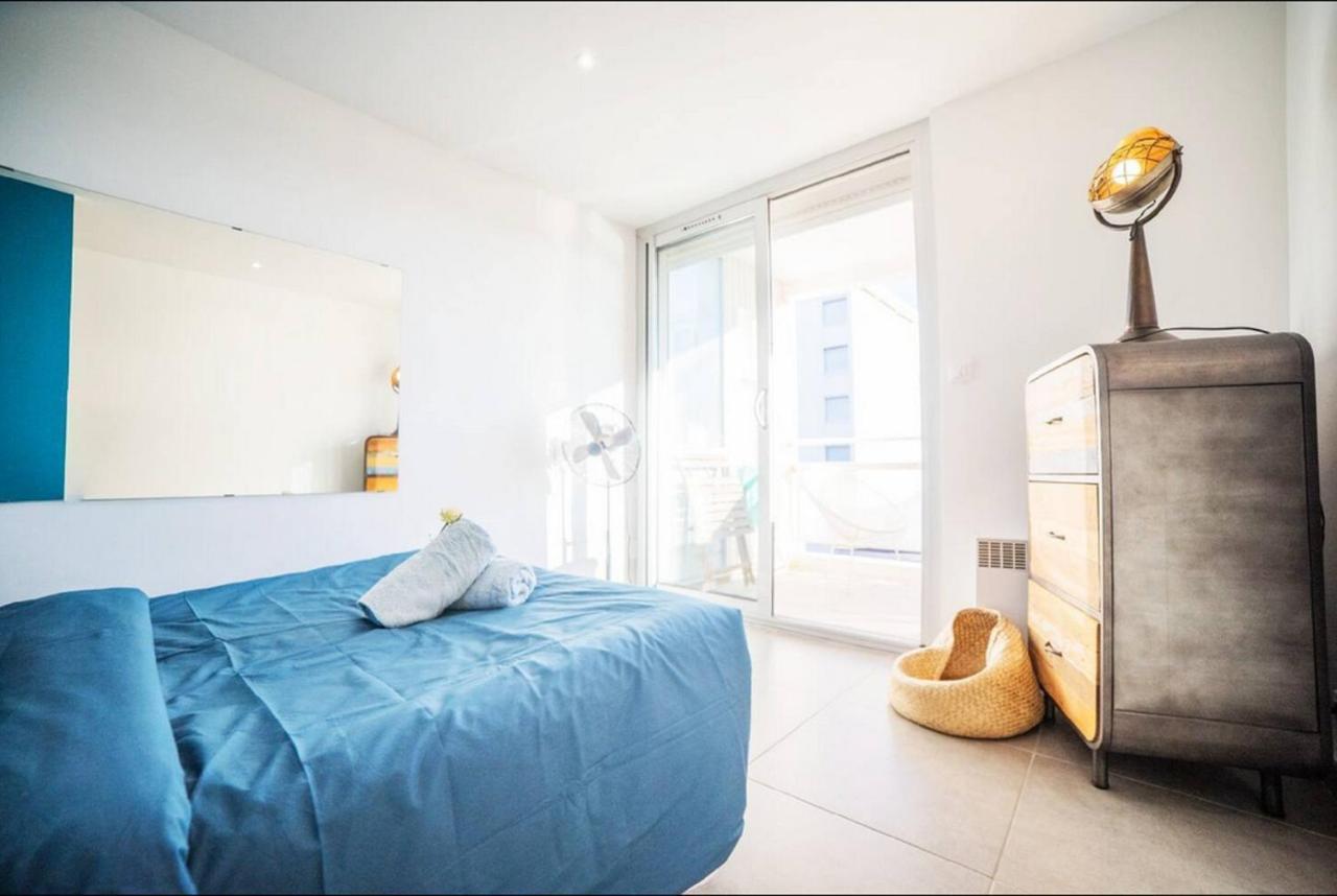 LE CALDERINI APPART - Face PLAGE WIFI et PARK Gratuit CALME - Résid Le Surcouf - CoHôteConciergerie La Grande Motte Esterno foto