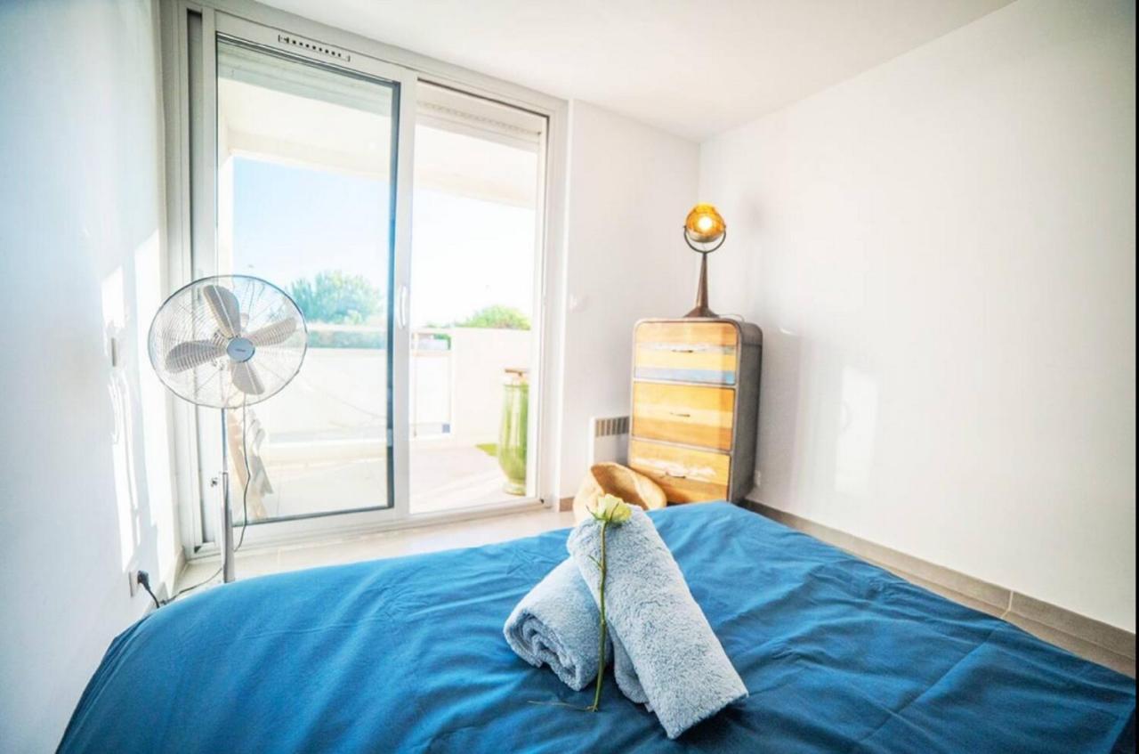 LE CALDERINI APPART - Face PLAGE WIFI et PARK Gratuit CALME - Résid Le Surcouf - CoHôteConciergerie La Grande Motte Esterno foto